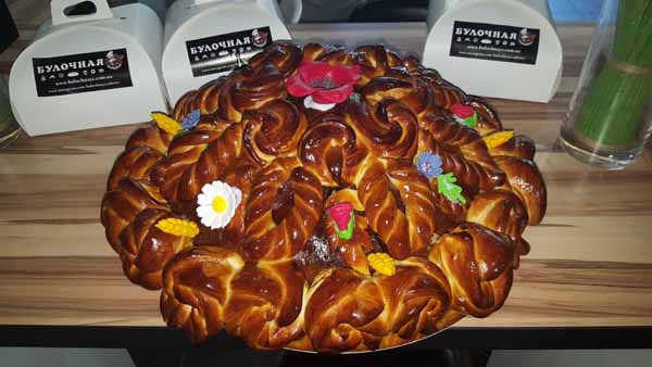 свежая булка из пекарни булка из булочной