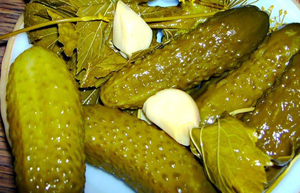 Огурцы солёные