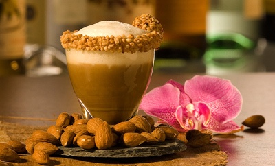 Приготовление кофе Лавацца по-неаполитански